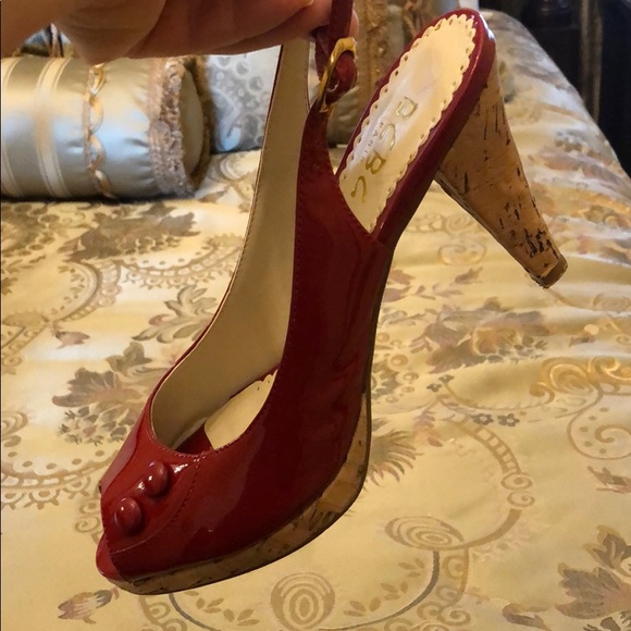 Shoes - Picture 3 of 4